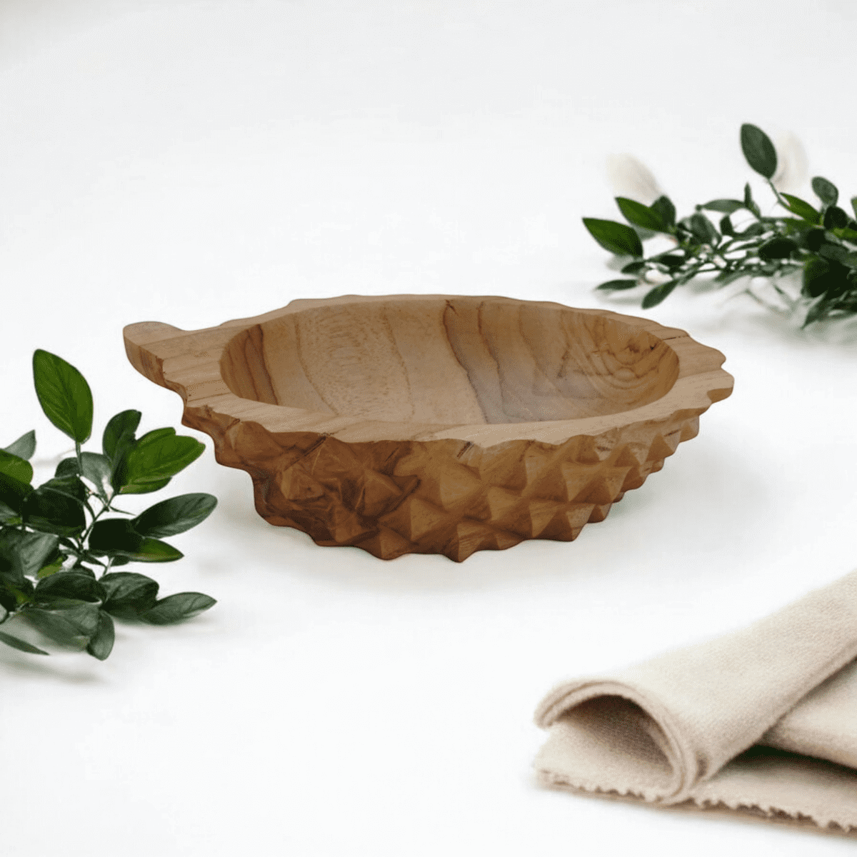 bol en teck en forme de litchi artisanat de Bali