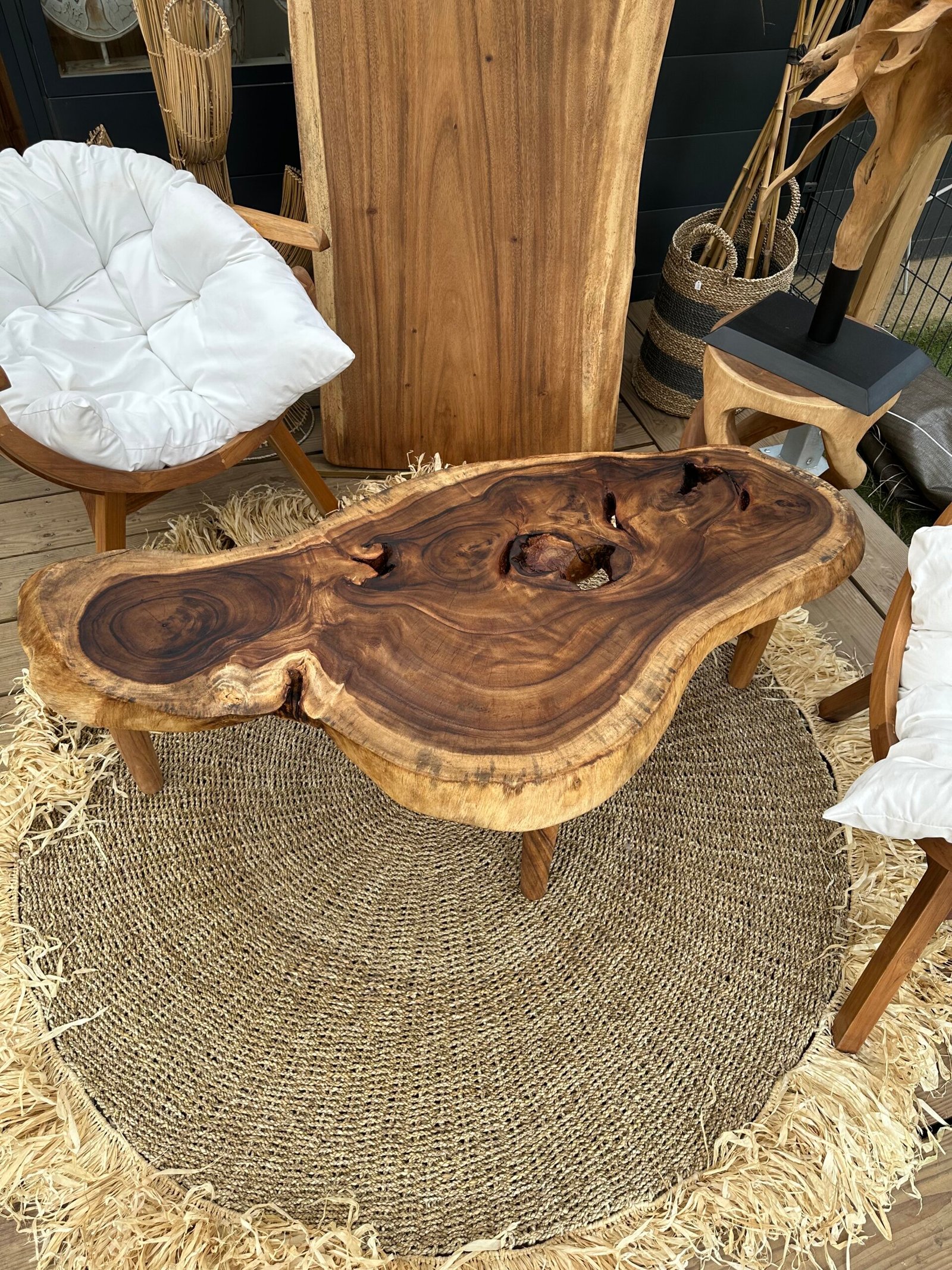 Table basse en bois de suar