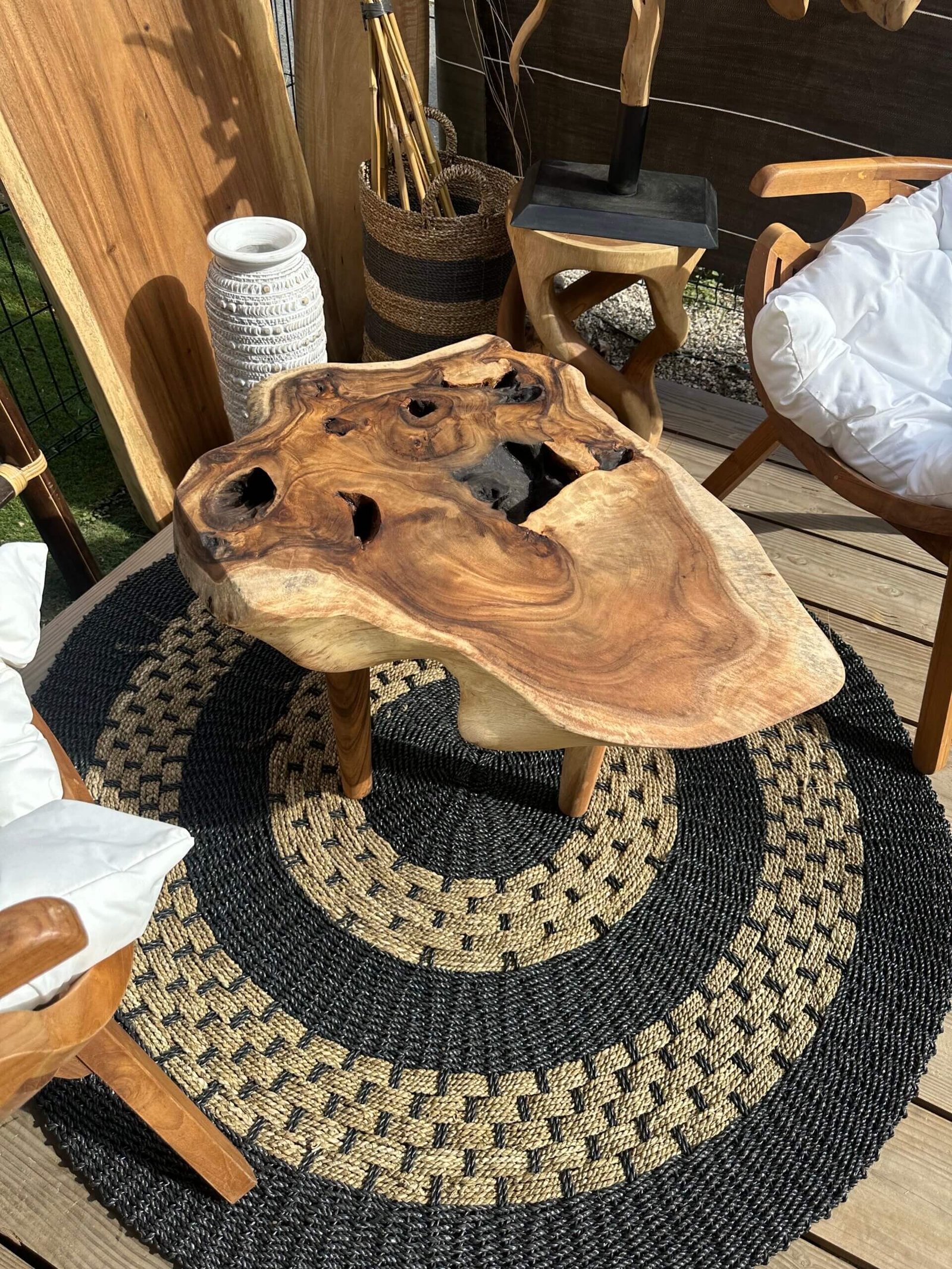 Table basse en bois de suar