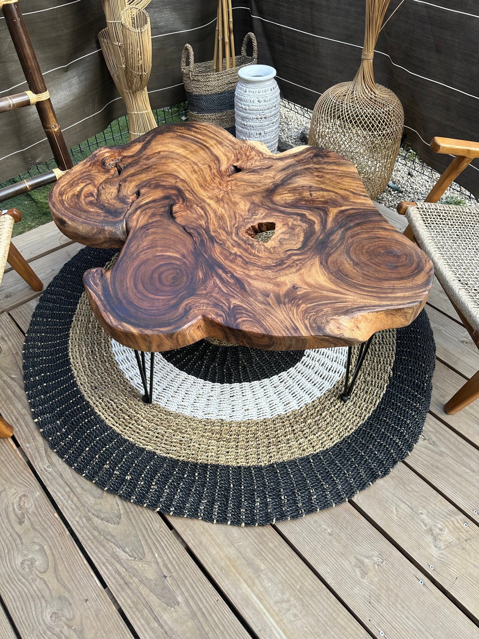 table basse en bois de suar