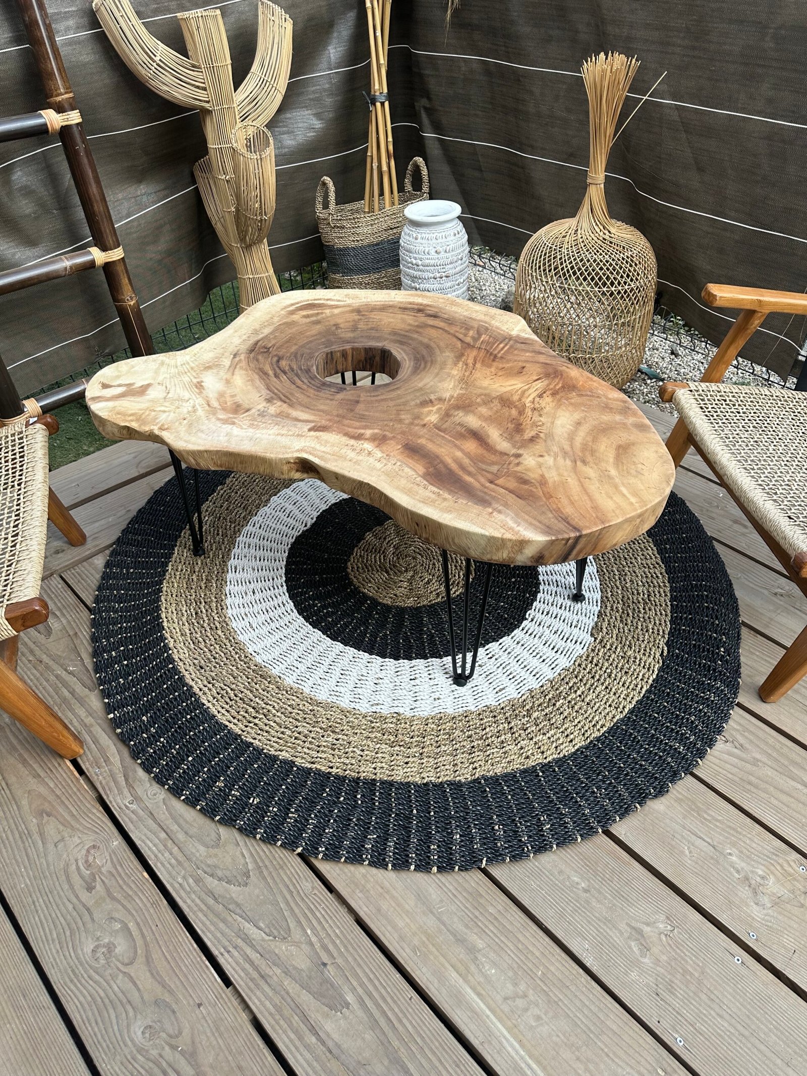 table basse en bois de suar