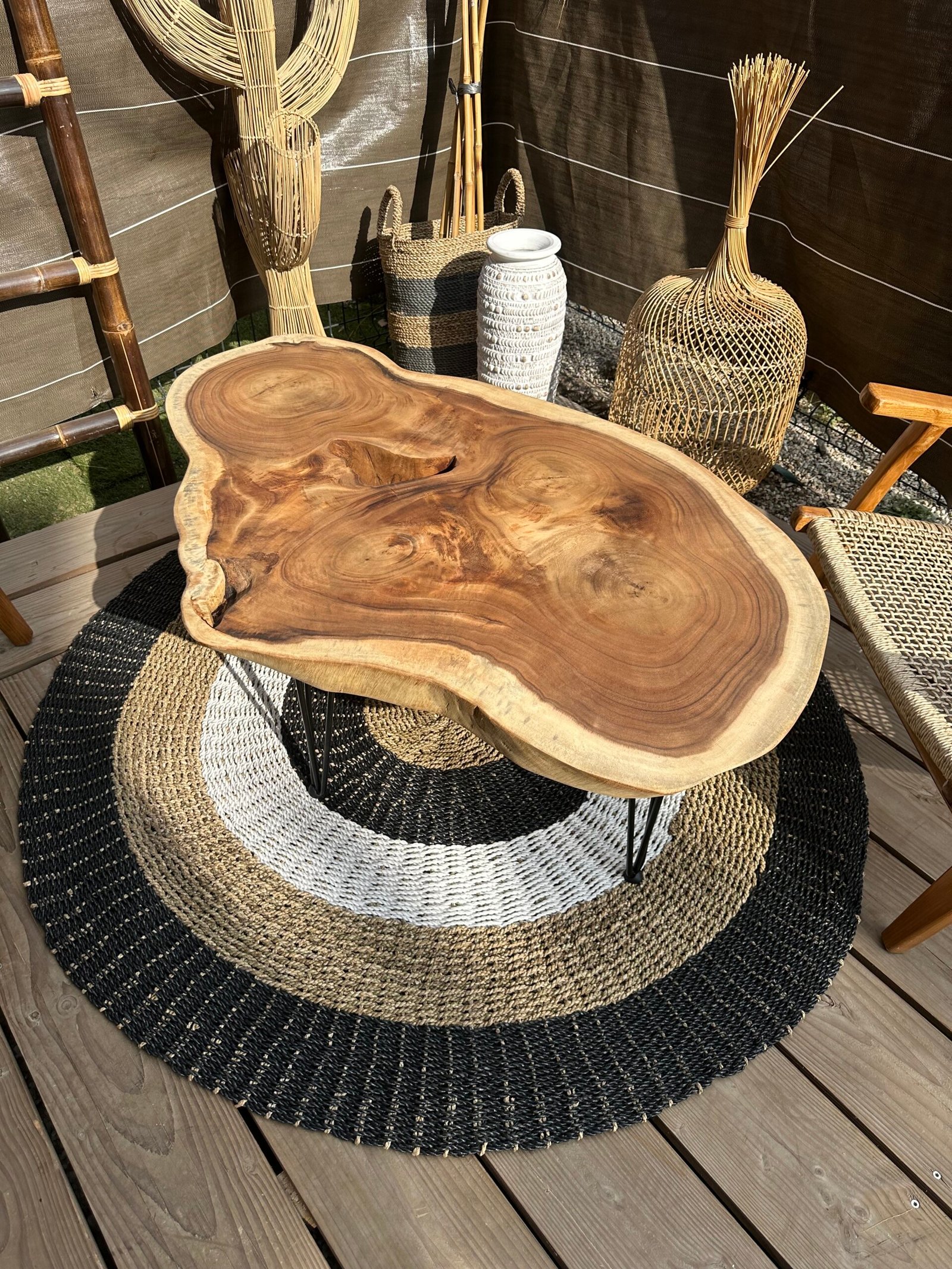table basse en bois de suar