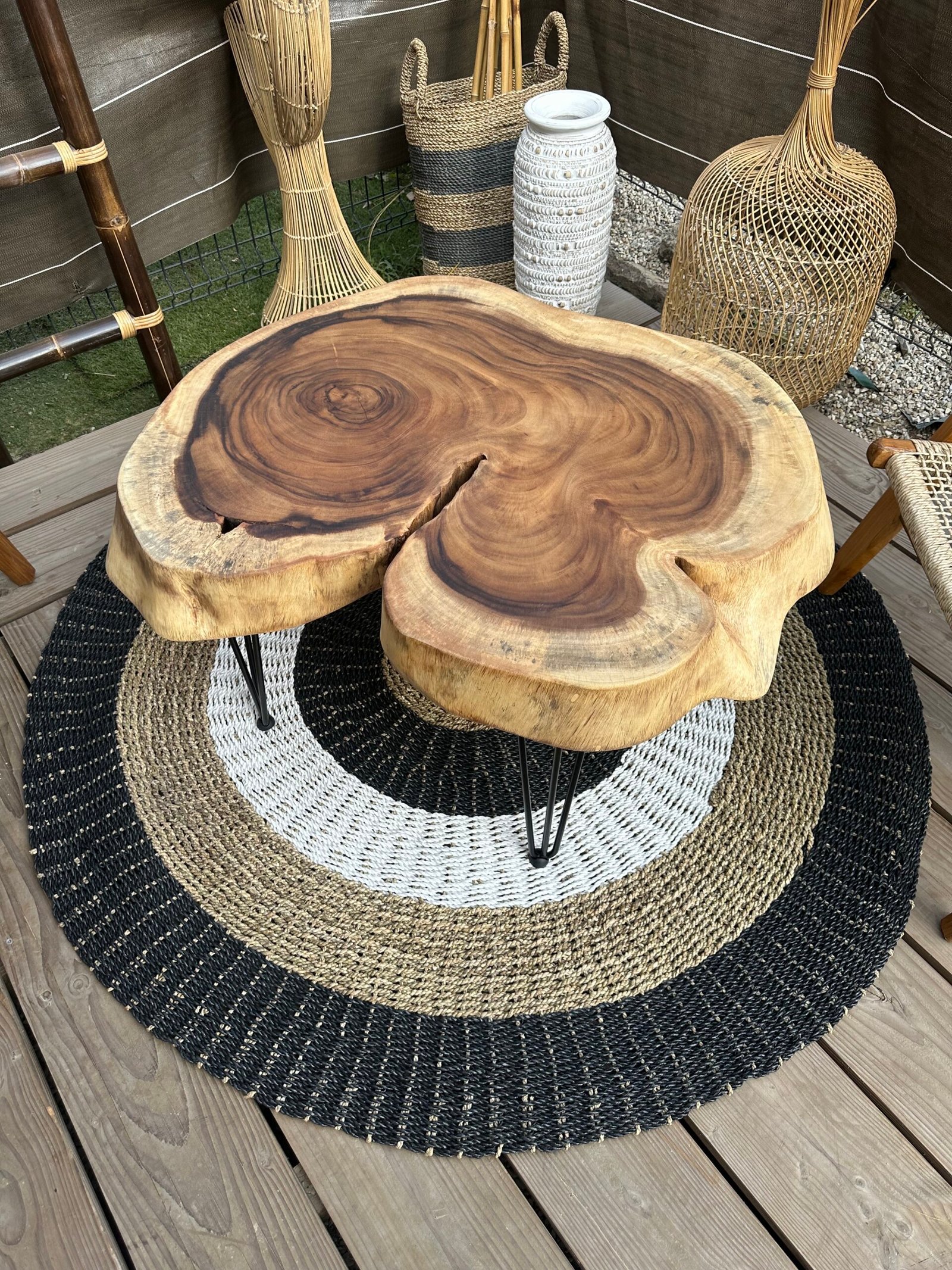 table basse en bois de suar