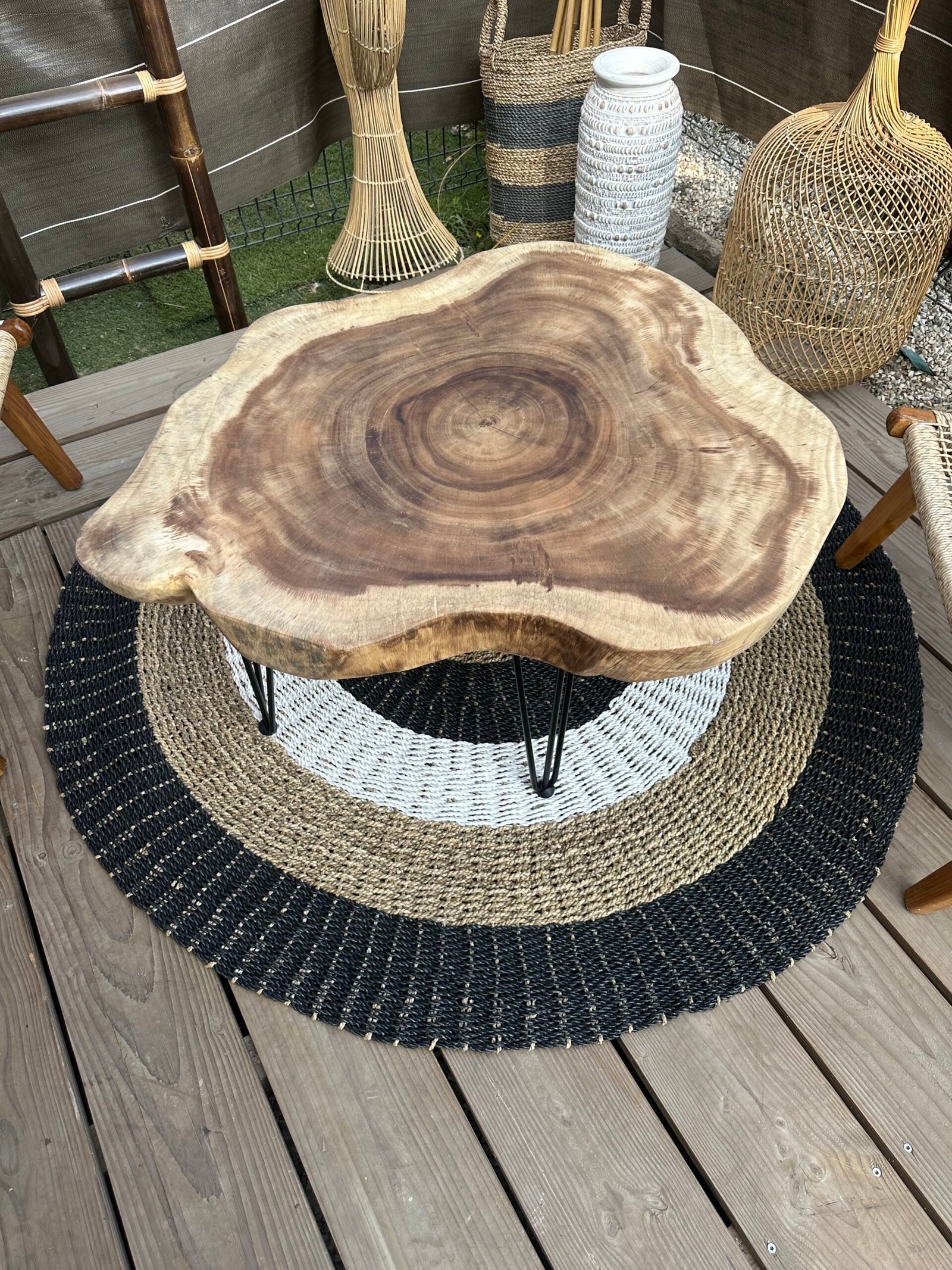 table basse en bois de suar