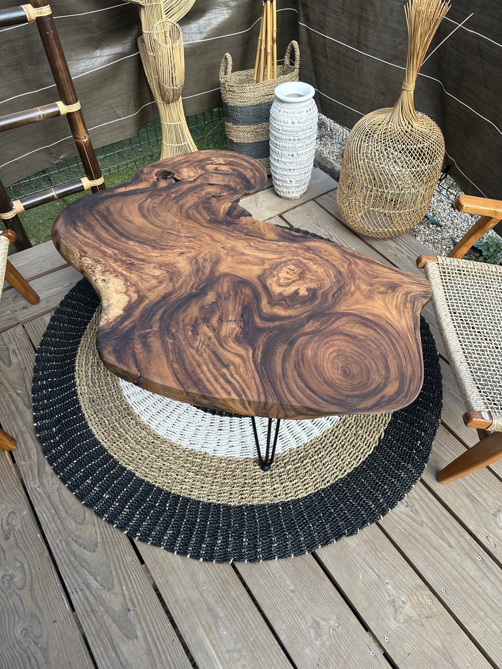 table basse en bois de suar